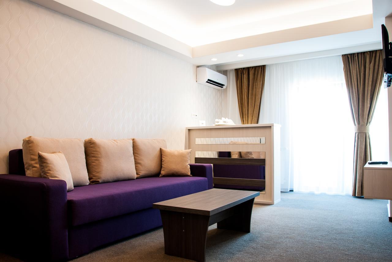 Milano Blue Mamaia Hotel Kültér fotó